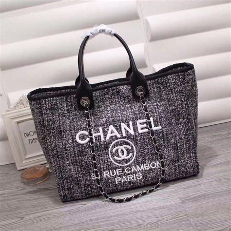 replica de bolsa chanel|Chanel handbag dupe.